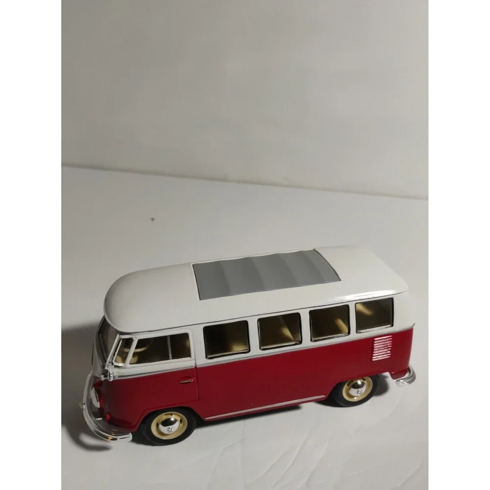 Welly 1962 Volkswagon Microbus #2095